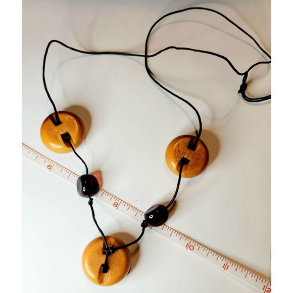 Bohemian Beige Beaded and Blood Red Stone Corded Fashion Necklace Jewelry CT205 - Picture 5 of 6